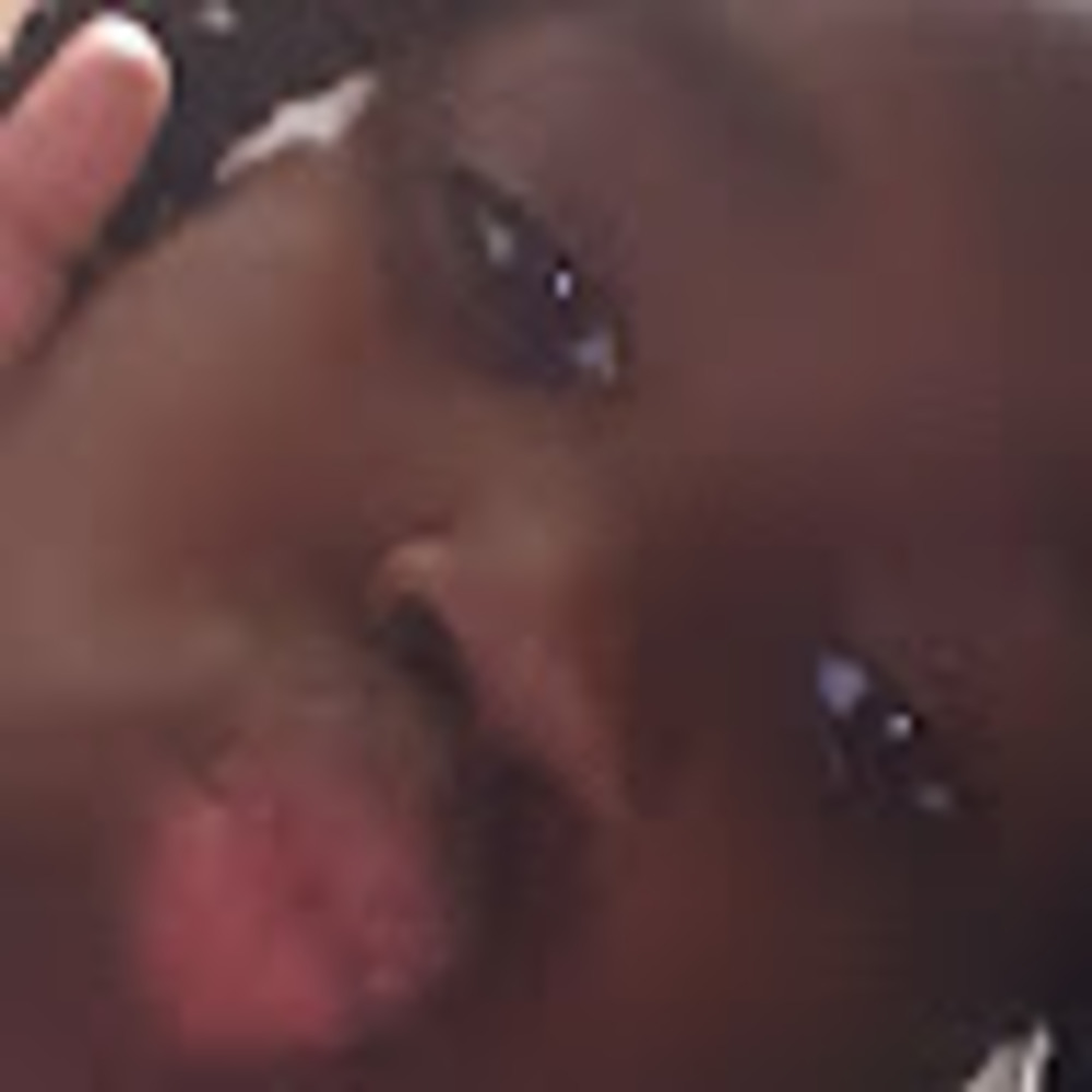 Meet your Posher, Emyia